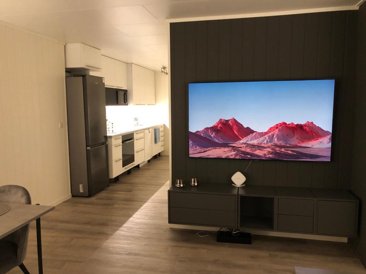 Moderne Og Trivelig Leilighet, Med Unik Utsikt ทรอมโซ ภายนอก รูปภาพ
