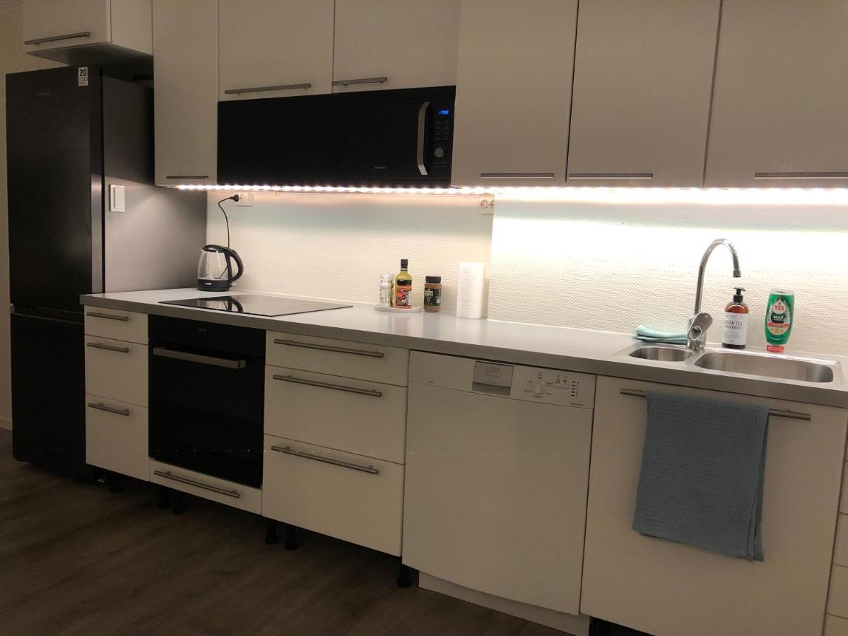 Moderne Og Trivelig Leilighet, Med Unik Utsikt ทรอมโซ ภายนอก รูปภาพ