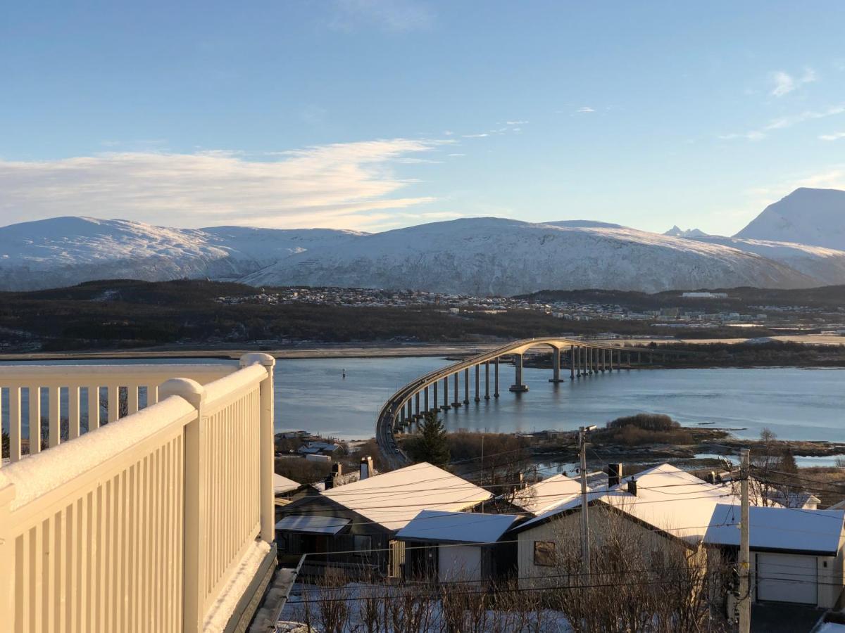 Moderne Og Trivelig Leilighet, Med Unik Utsikt ทรอมโซ ภายนอก รูปภาพ